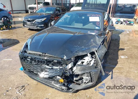 2025 Audi A5 Sportback Premium Plus 45 Tfsi S Line Quattro S Tronic z USA, uszkodzony, nr VIN WAUFACF58SA018509